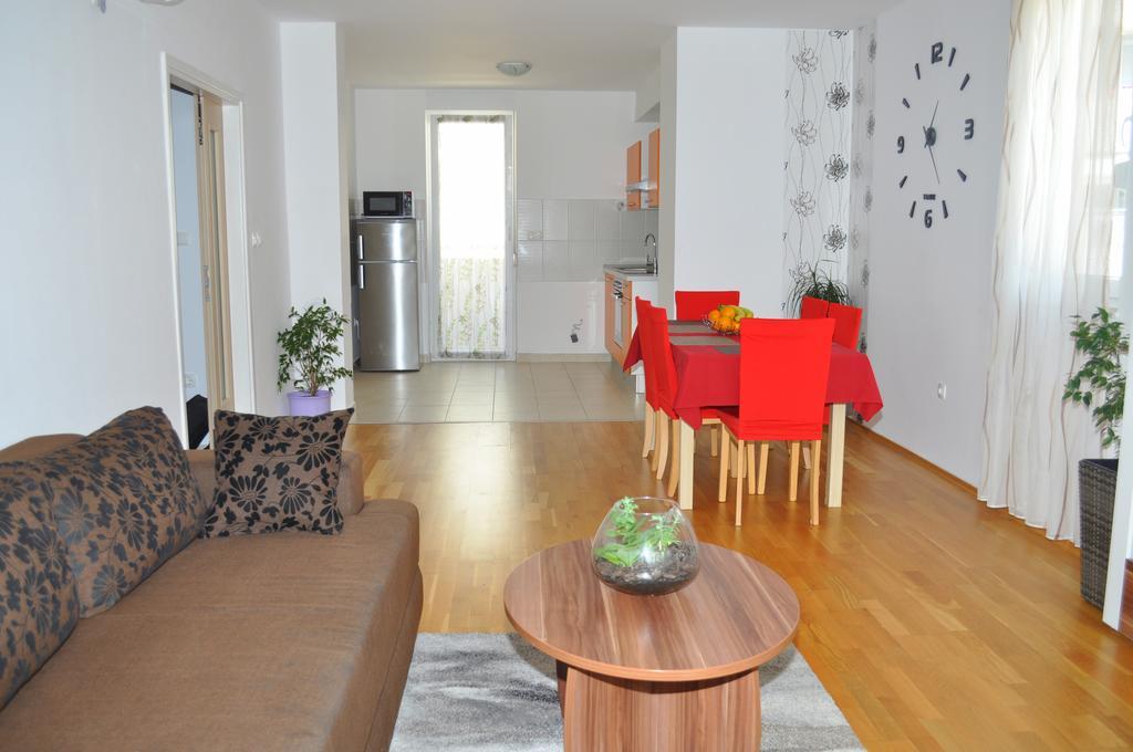 Apartment Kristijan Makarska Esterno foto